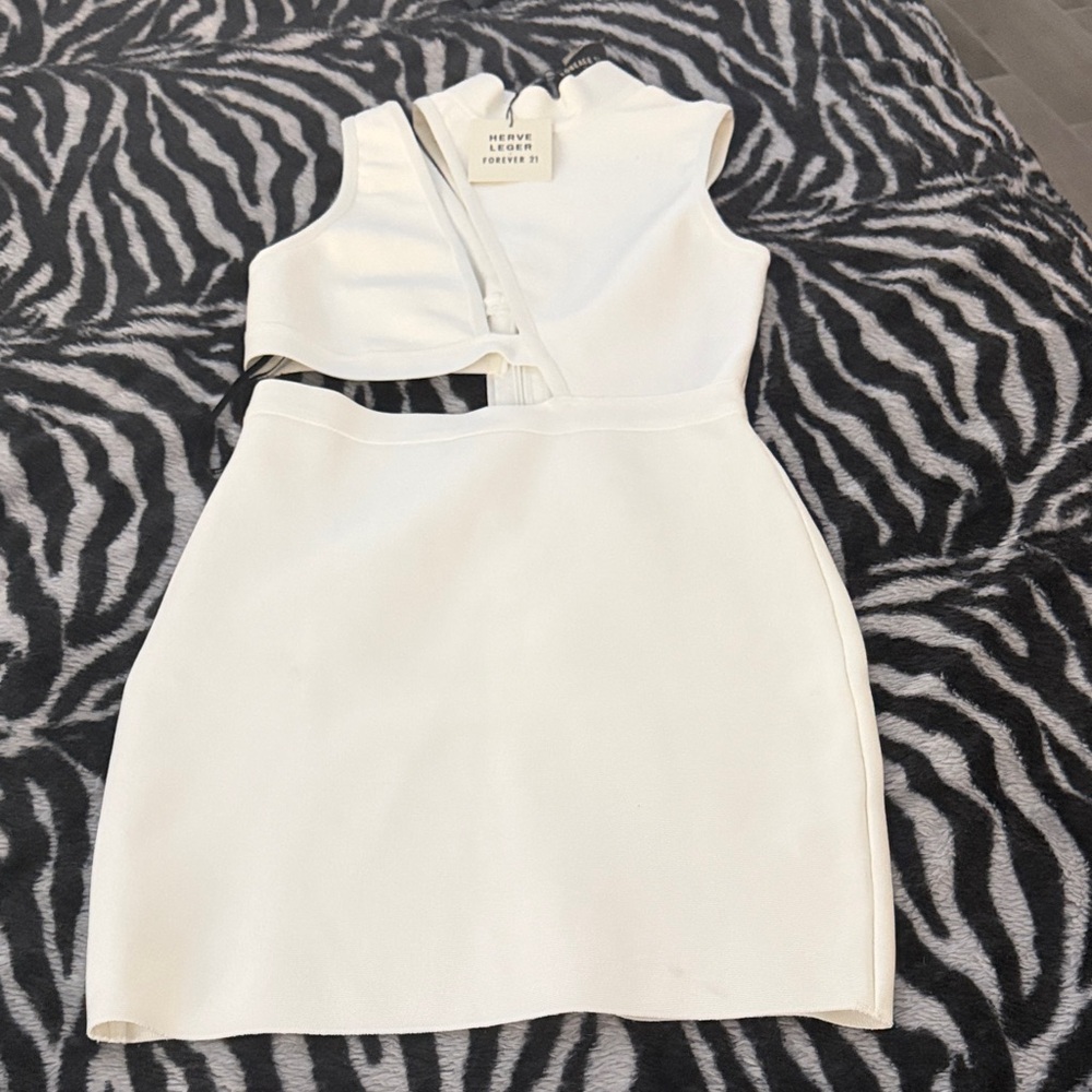 Herve Leger Cream Asymmetrical Sleeveless Dress - Picture 2 of 3